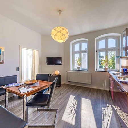 Altstadtapartment Carli- Komfortable Ferienwohnung Im Herzen Von Waren Варен Екстериор снимка
