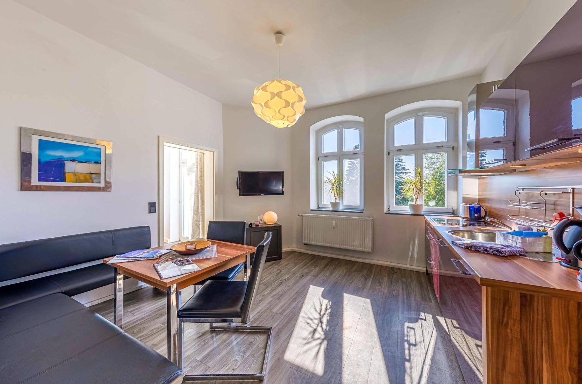 Altstadtapartment Carli- Komfortable Ferienwohnung Im Herzen Von Waren Варен Екстериор снимка